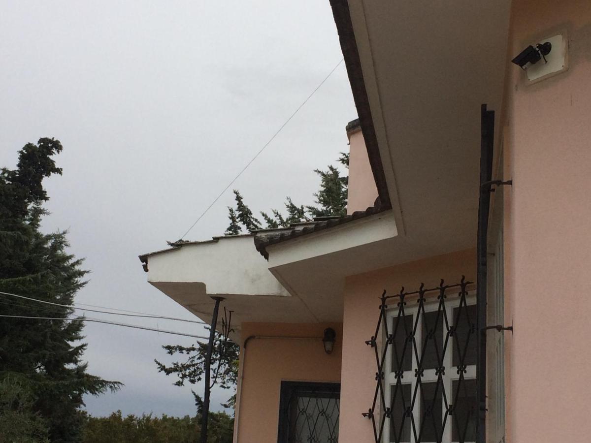 Villa L'Ottagono Con Cucina Parcheggio Privato Telecamerizzato E Wifi Gioia Del Colle Exterior photo
